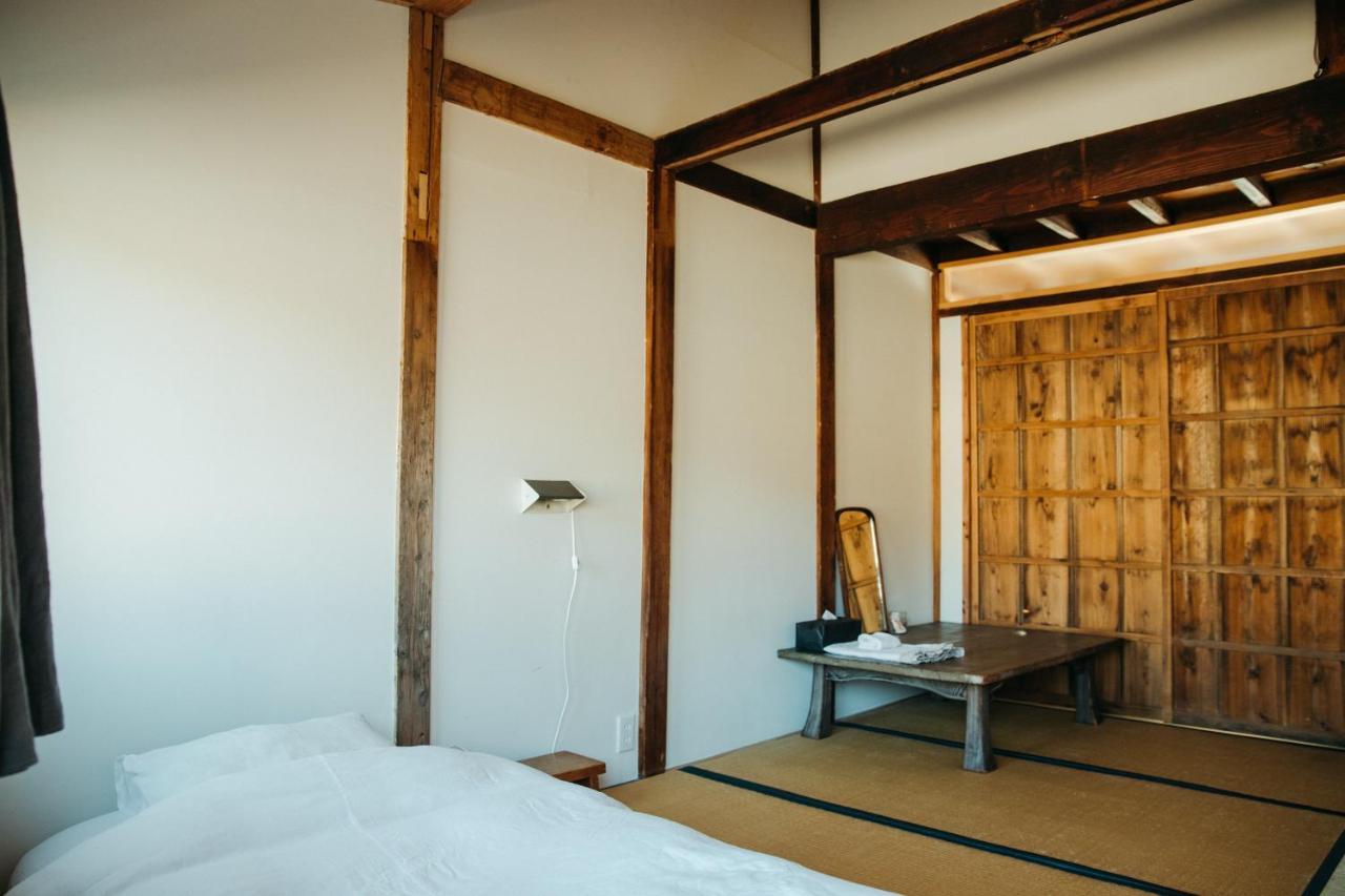 Hostel Saruya Fujiyoshida Zewnętrze zdjęcie